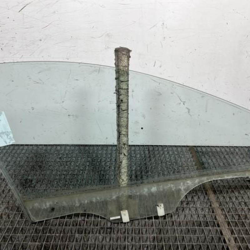 Vitre avant gauche KIA RIO 2 Photo n°4
