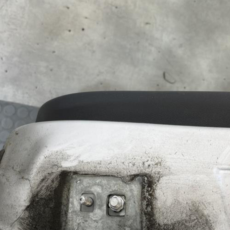 Porte arriere gauche RENAULT CLIO 3 Photo n°4