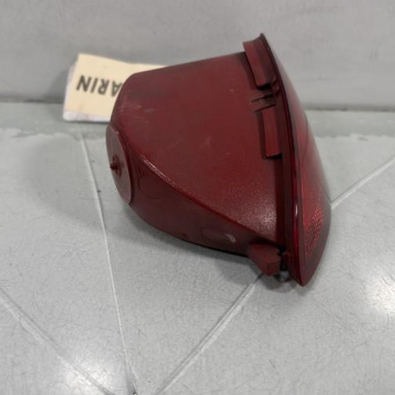 Feu factice arriere droit RENAULT CLIO 3 Photo n°4