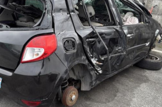 Feu factice arriere droit RENAULT CLIO 3