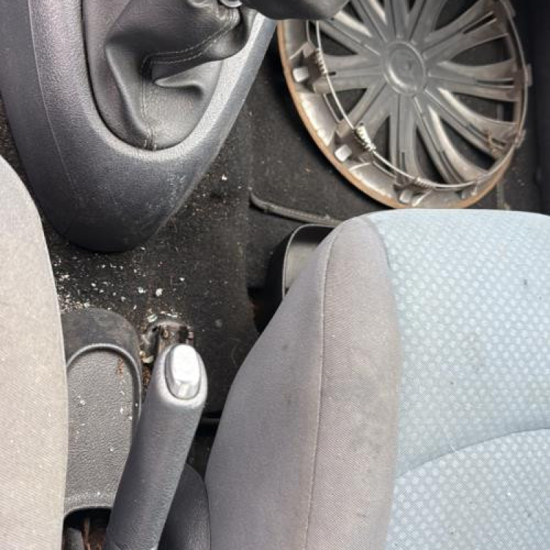 Moteur essuie glace arriere RENAULT CLIO 2 Photo n°12