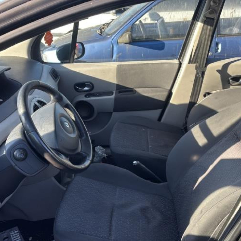 Porte avant droit RENAULT MODUS Photo n°18