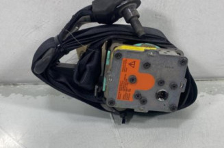 Pretensionneur de ceinture avant droit TOYOTA YARIS 2