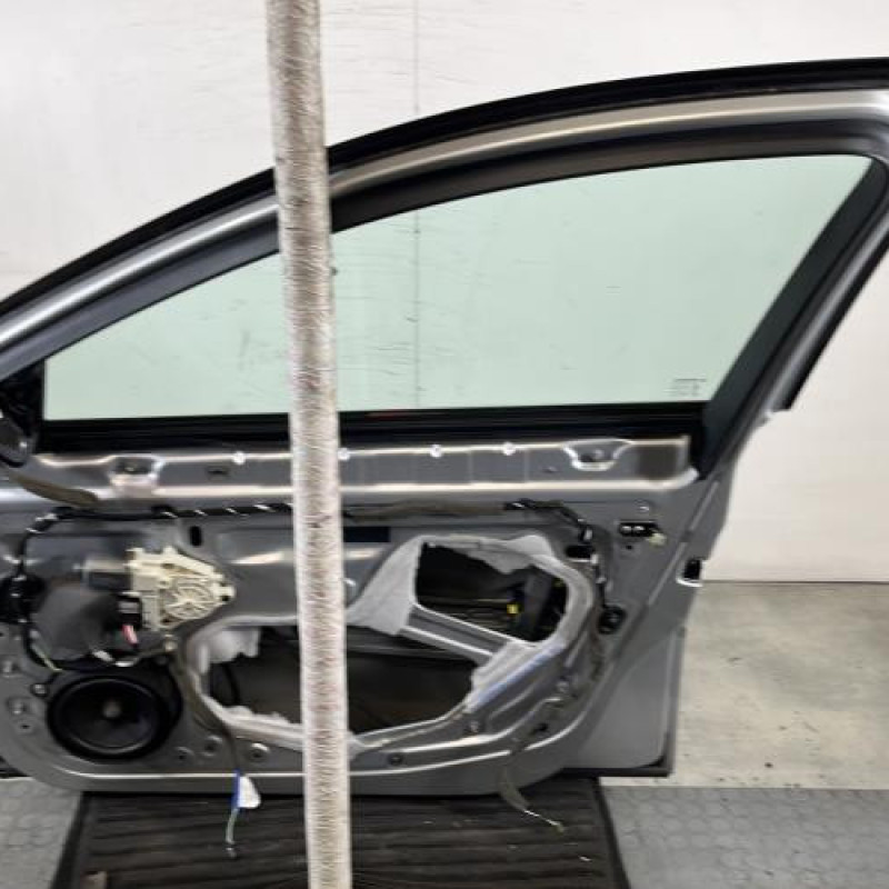 Porte avant droit RENAULT LAGUNA 3 Photo n°5