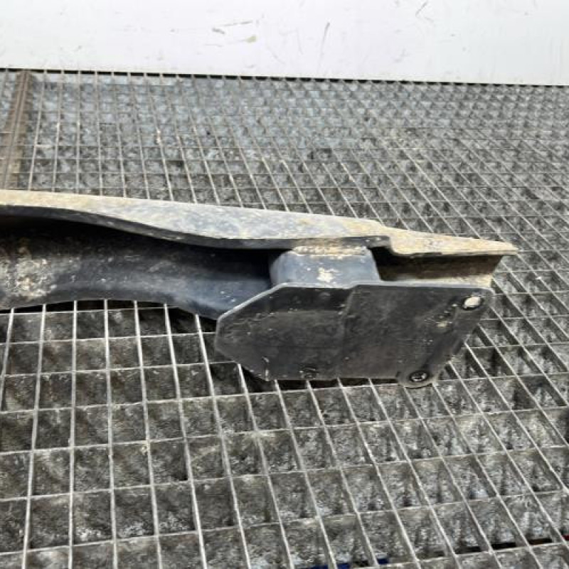 Renfort pare choc arriere (traverse) VOLKSWAGEN POLO 3 Photo n°5