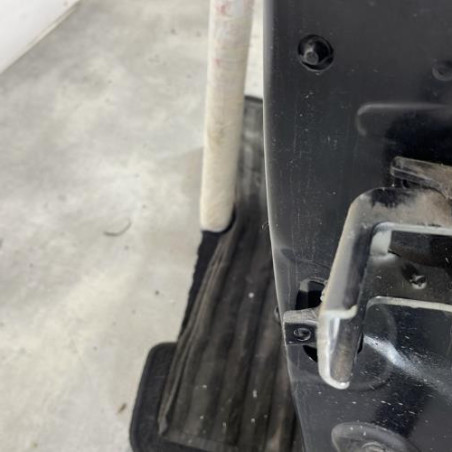 Porte avant gauche PEUGEOT 208 1