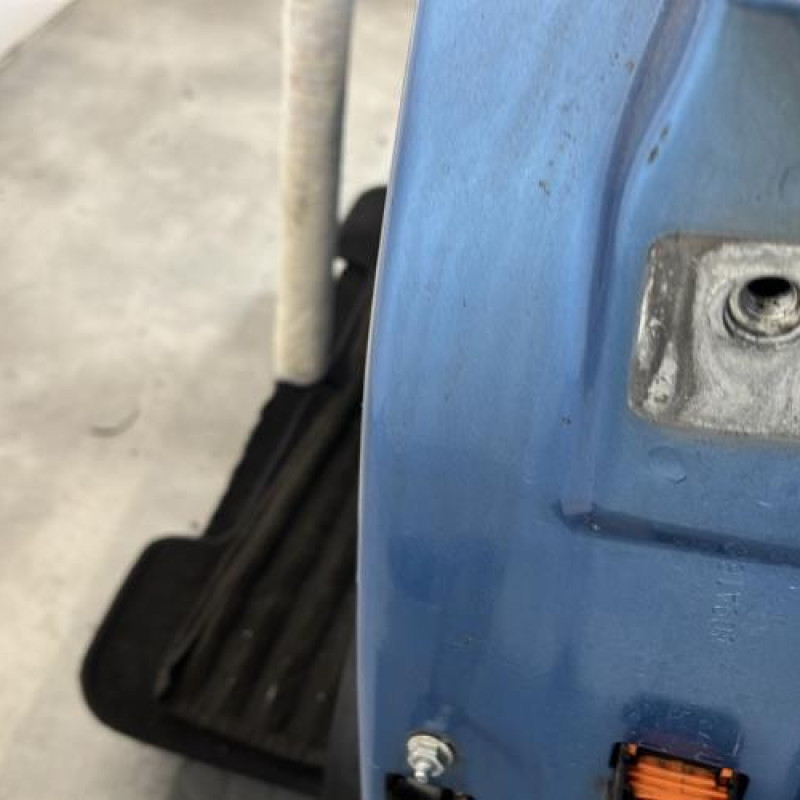 Porte avant gauche OPEL CORSA E Photo n°3