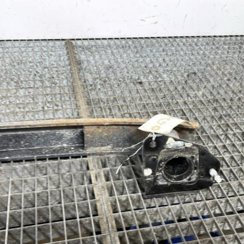 Renfort pare choc arriere (traverse) OPEL CORSA E Photo n°6