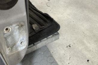 Porte avant droit VOLKSWAGEN POLO 4