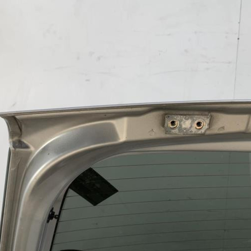 Malle/Hayon arriere FORD FUSION Photo n°5