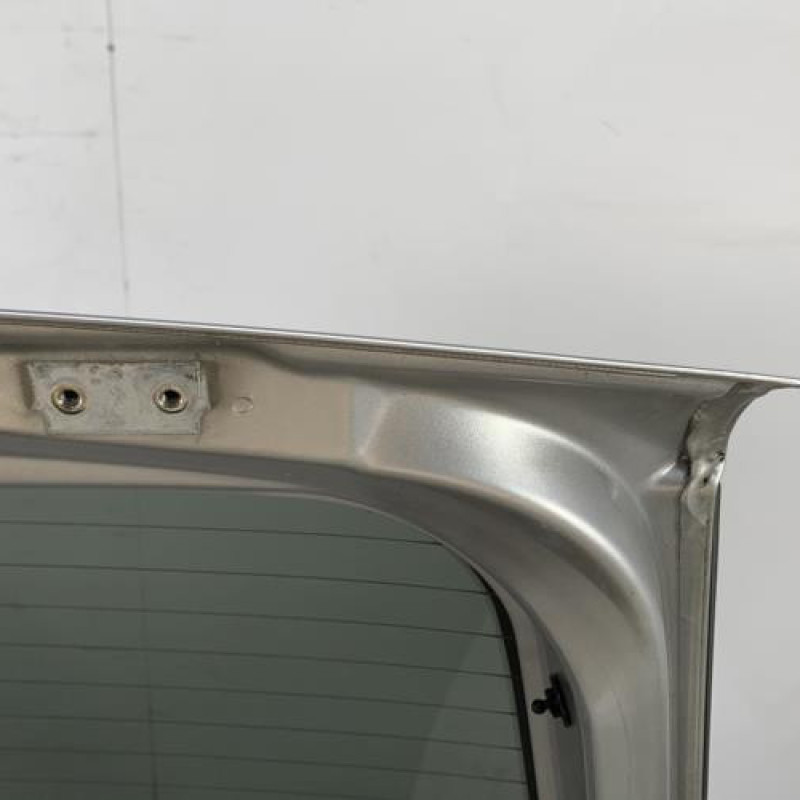 Malle/Hayon arriere FORD FUSION Photo n°7