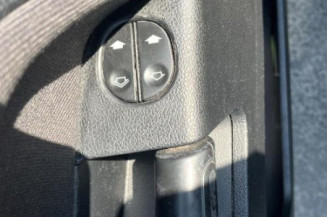 Malle/Hayon arriere FORD FUSION