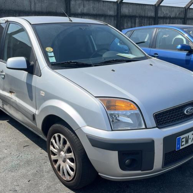 Malle/Hayon arriere FORD FUSION Photo n°13