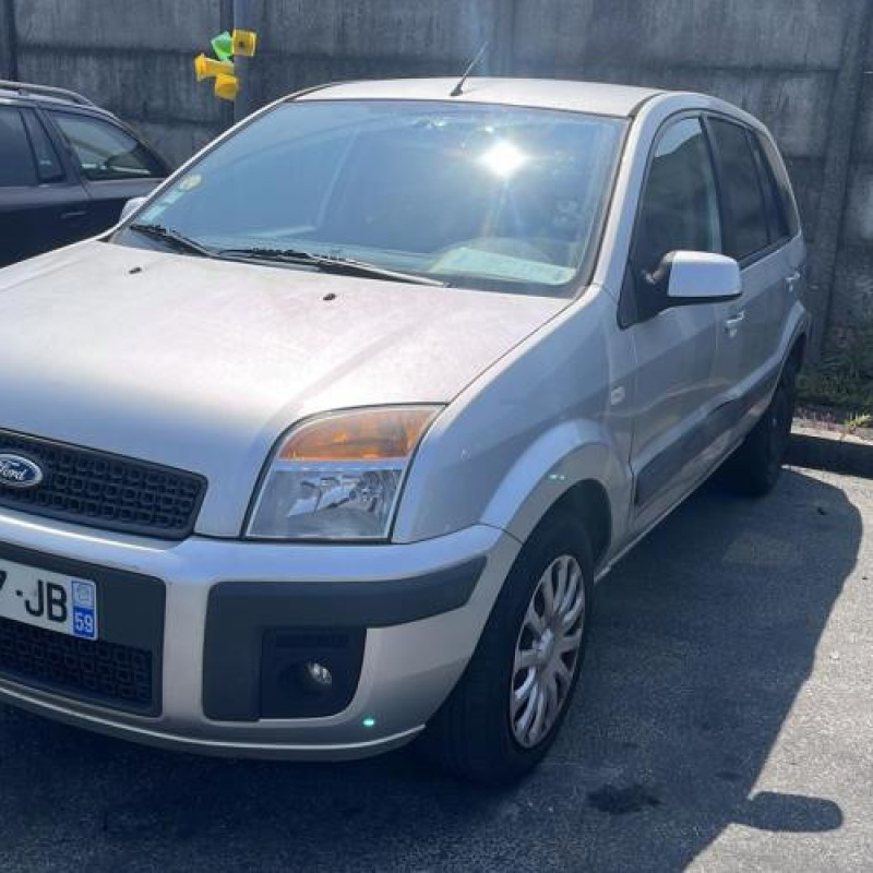 Malle/Hayon arriere FORD FUSION Photo n°19