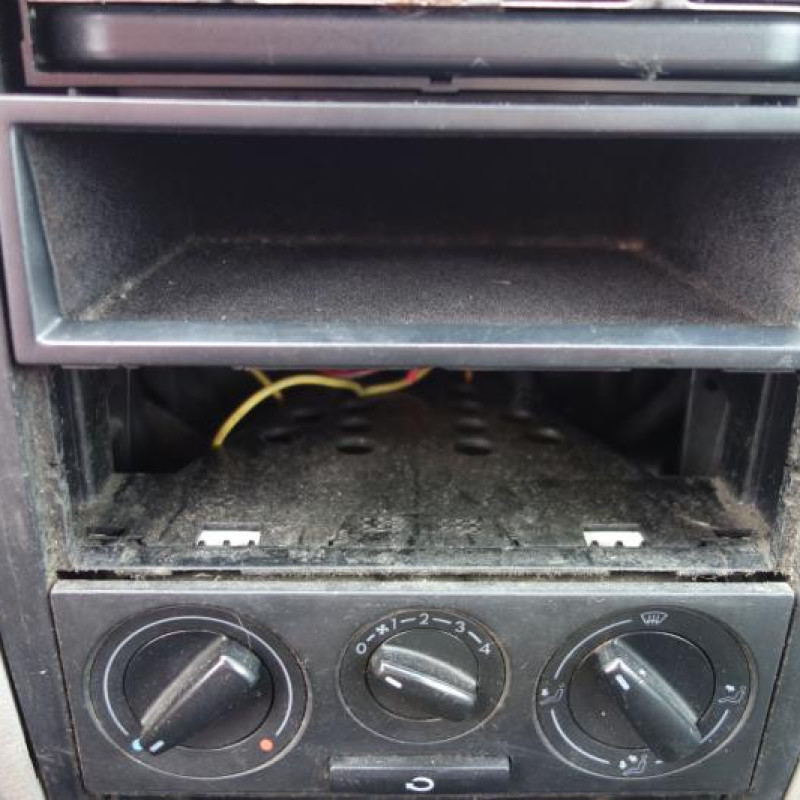 Capot VOLKSWAGEN GOLF 4 Photo n°9