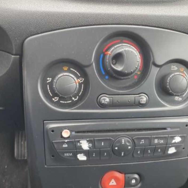 Moteur RENAULT CLIO 3 Photo n°7