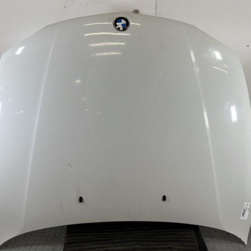 Capot BMW SERIE 1 E87 Photo n°1