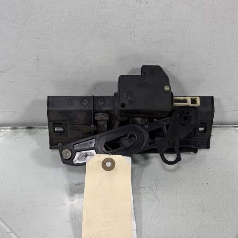 Bouton de coffre PEUGEOT 206 Photo n°2