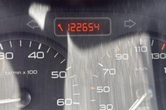 Bouton de coffre PEUGEOT 206