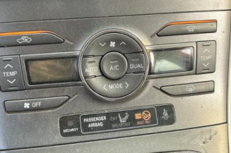 Bouton de coffre TOYOTA AURIS 1
