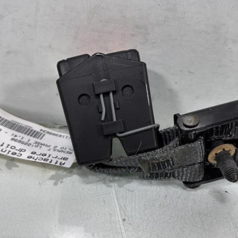 Attache ceinture arriere droit RENAULT CLIO 2 Photo n°3