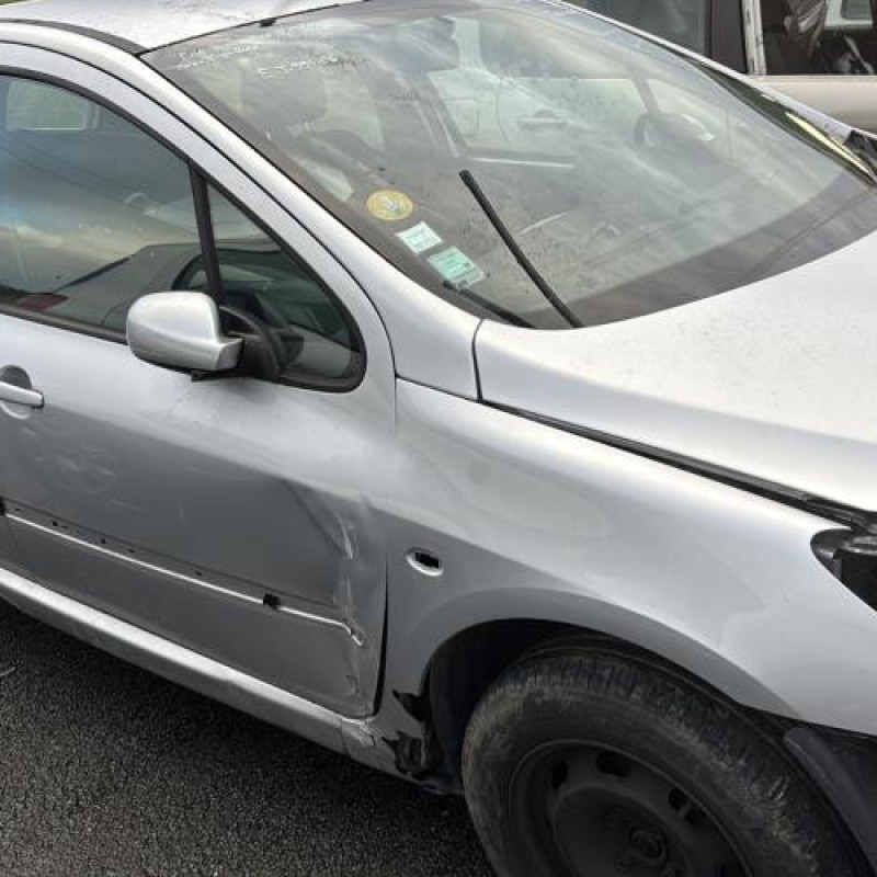 Aile avant gauche PEUGEOT 307 Photo n°11