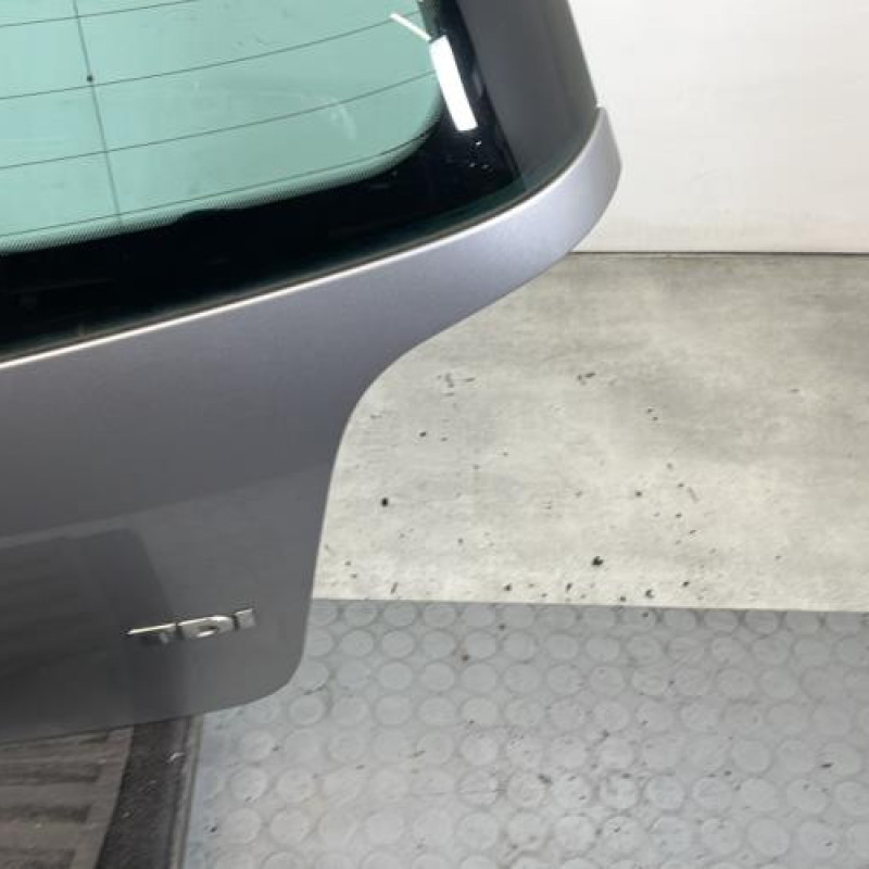 Malle/Hayon arriere VOLKSWAGEN POLO 4 Photo n°5