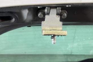 Malle/Hayon arriere VOLKSWAGEN POLO 4