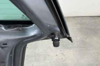 Malle/Hayon arriere VOLKSWAGEN POLO 4