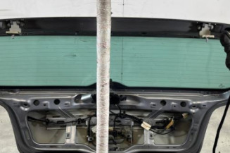 Malle/Hayon arriere VOLKSWAGEN POLO 4