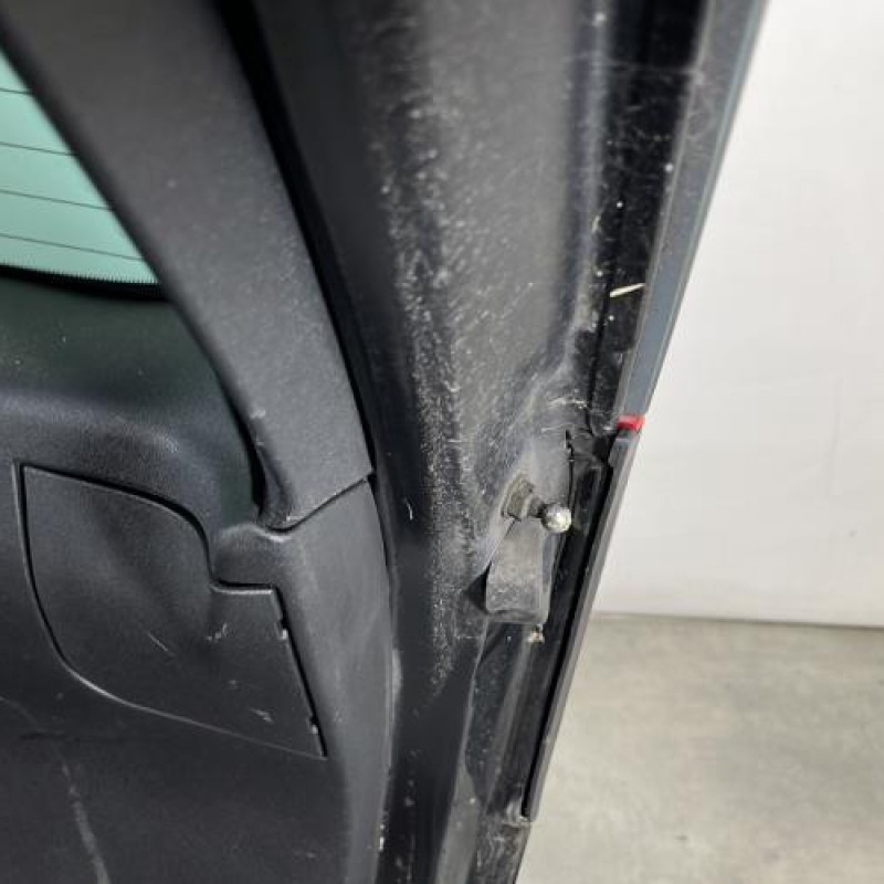 Malle/Hayon arriere CITROEN C4 PICASSO 1 Photo n°8