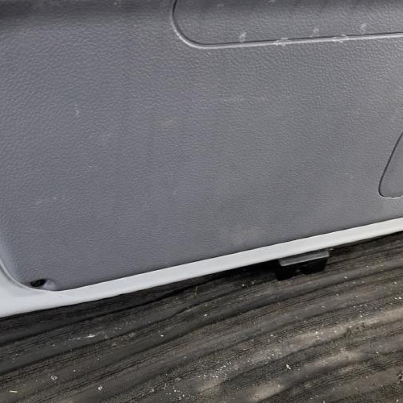 Malle/Hayon arriere HYUNDAI GETZ Photo n°10