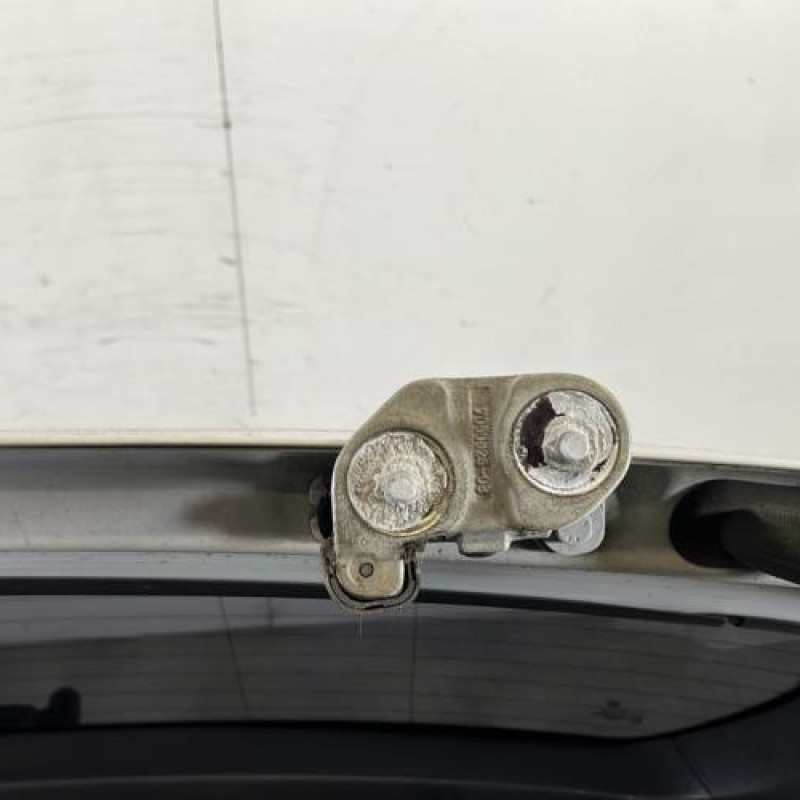 Malle/Hayon arriere BMW SERIE 1 E87 Photo n°10