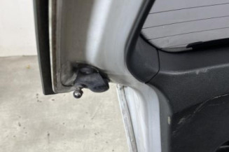 Malle/Hayon arriere BMW SERIE 1 E87