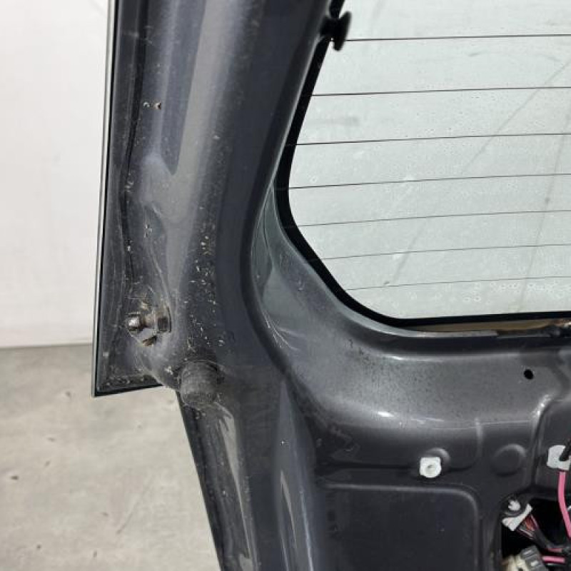 Malle/Hayon arriere HYUNDAI GETZ Photo n°9