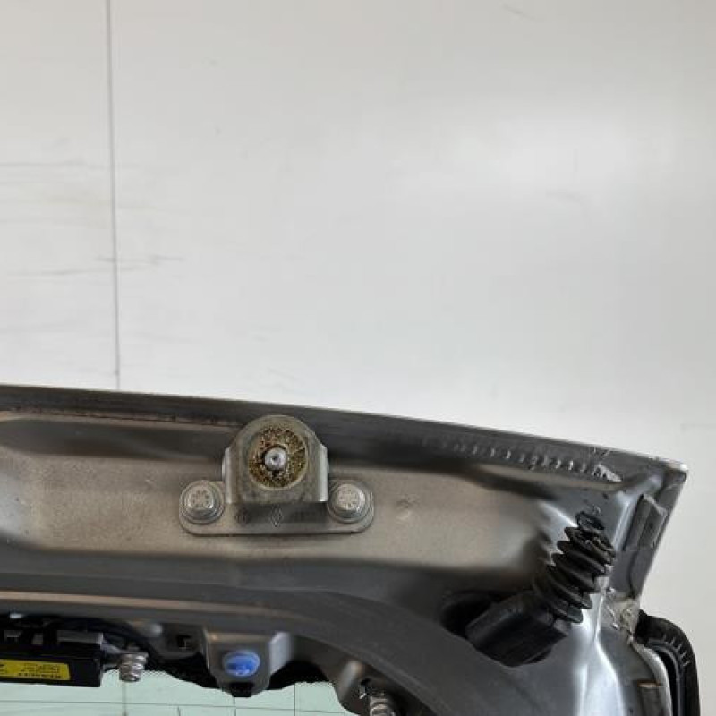 Malle/Hayon arriere RENAULT LAGUNA 3 Photo n°9