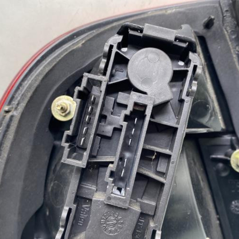 Feu arriere principal droit (feux) SEAT CORDOBA 1 Photo n°3