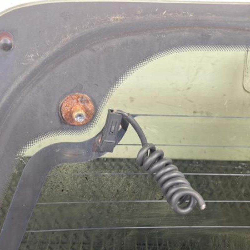 Lunette arriere NISSAN PATHFINDER 2 Photo n°4