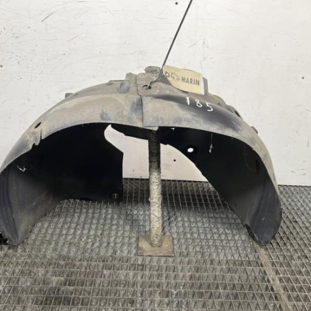 Pare boue avant gauche RENAULT CLIO 3 Photo n°1