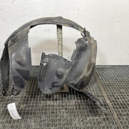 Pare boue avant gauche RENAULT CLIO 2 Photo n°1