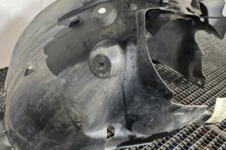 Pare boue avant gauche RENAULT CLIO 3