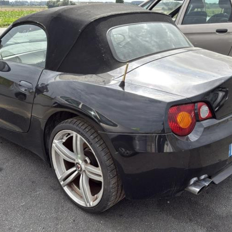 Pare choc arriere BMW Z4 E85 Photo n°12