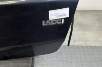 Malle/Hayon arriere DACIA LOGAN 1