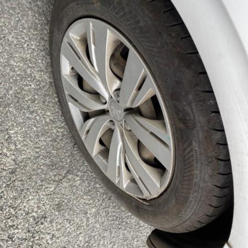 PEUGEOT 208 1 PHASE 1 1.4 HDI - 8V TURBO Photo n°10