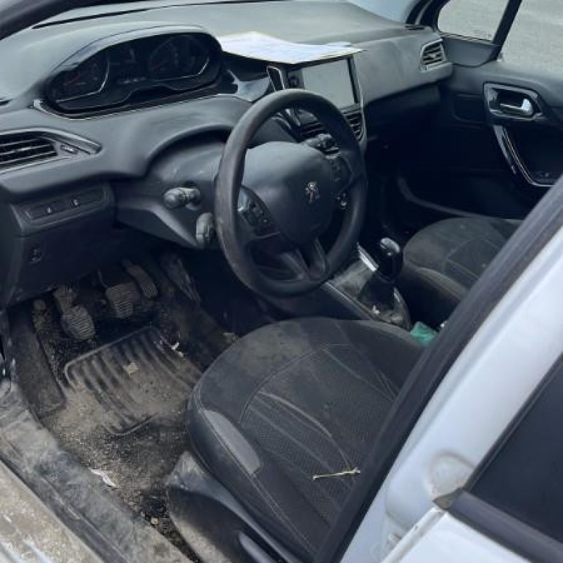 PEUGEOT 208 1 PHASE 1 1.4 HDI - 8V TURBO Photo n°24