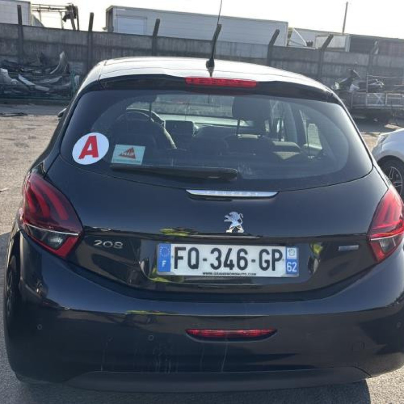 Pare choc arriere PEUGEOT 208 1 Photo n°11