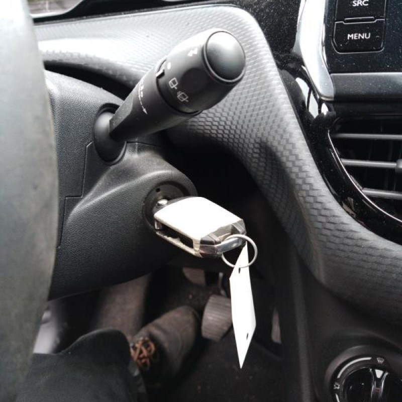 PEUGEOT 208 1 PHASE 2 1.6 BLUE HDI - 8V TURBO Photo n°6