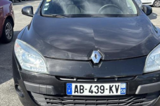 Pretensionneur de ceinture avant droit RENAULT MEGANE 3