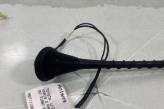 Antenne TOYOTA YARIS 2 Photo n°1
