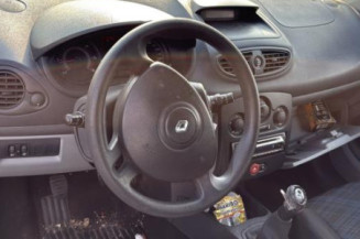 Pretensionneur de ceinture avant droit RENAULT CLIO 3